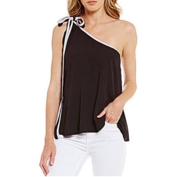Free People Tops - NWT Free People You're the One top bow 1 shoulder